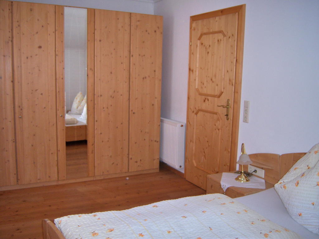 Appartement Zum Roessl Ramsau am Dachstein Ruang foto