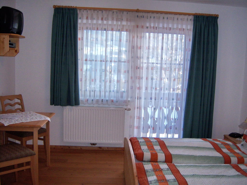 Appartement Zum Roessl Ramsau am Dachstein Ruang foto