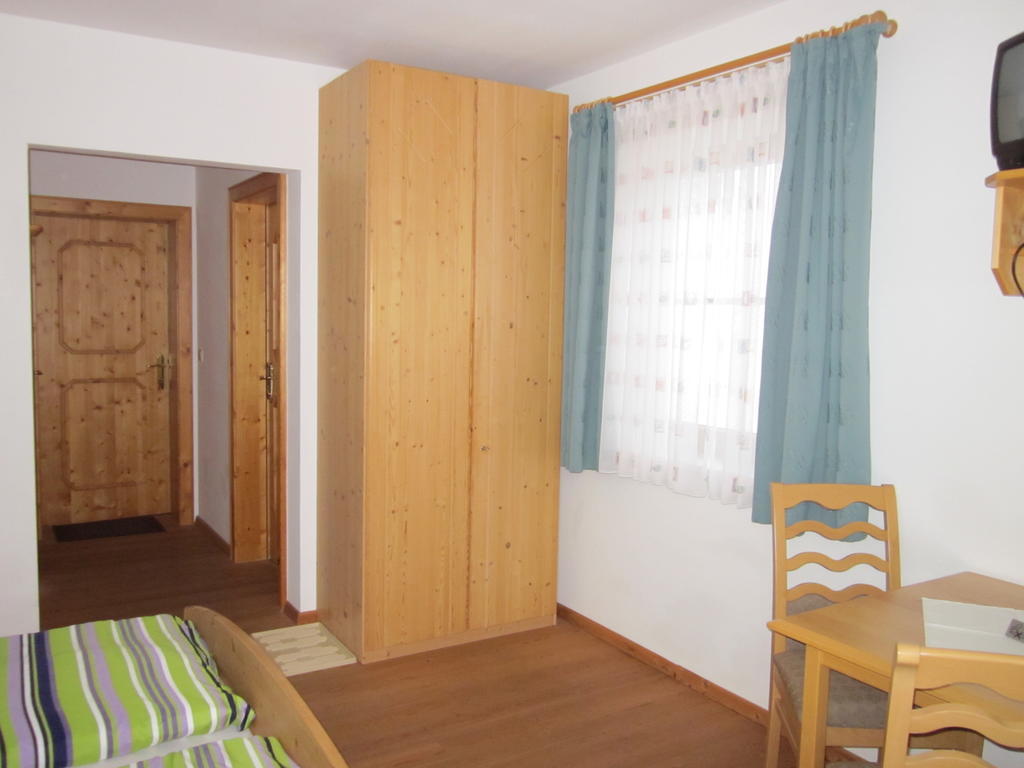 Appartement Zum Roessl Ramsau am Dachstein Ruang foto
