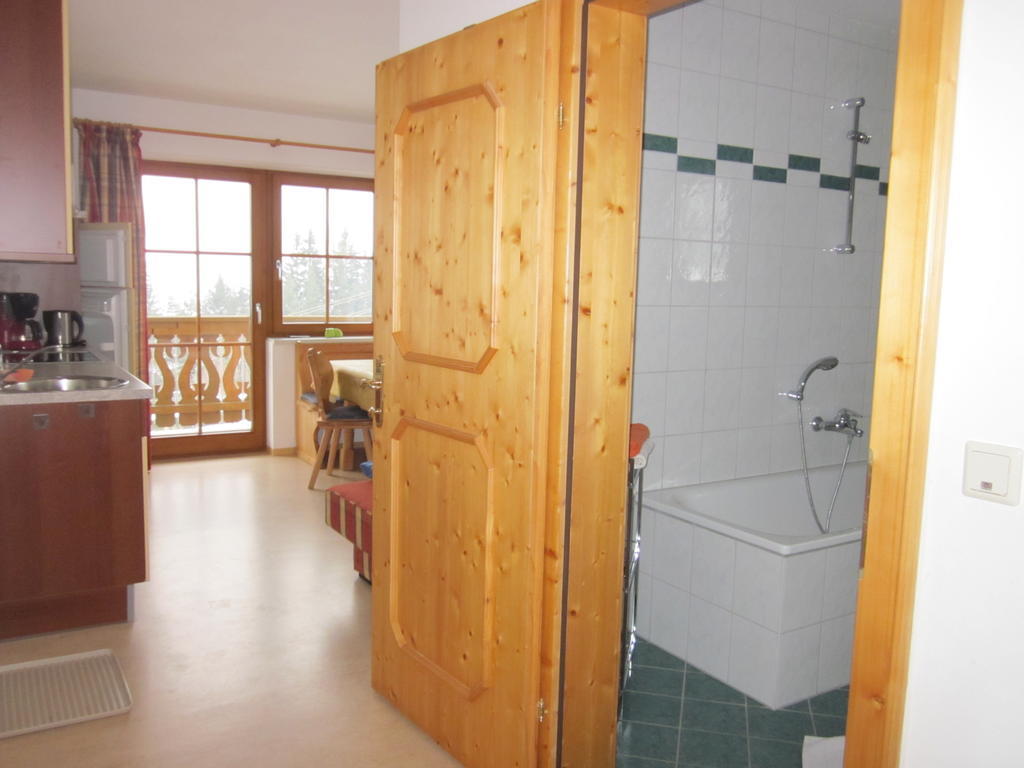 Appartement Zum Roessl Ramsau am Dachstein Ruang foto